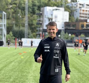 Eirik Bakke på sin første trening på Åsane Arena